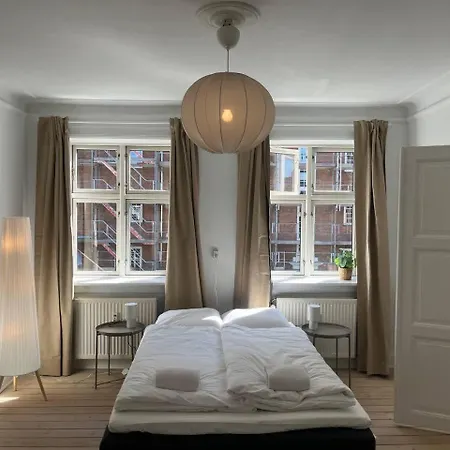 Bright - In Heart Of Amager Apartment *