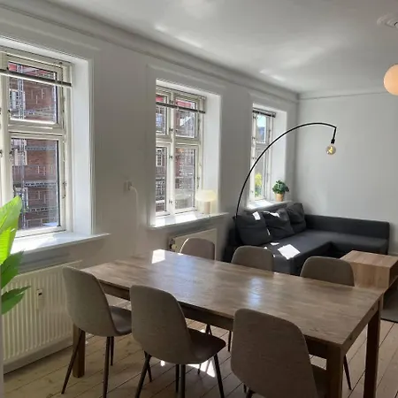 Apartment Bright - In Heart Of Amager Copenhagen